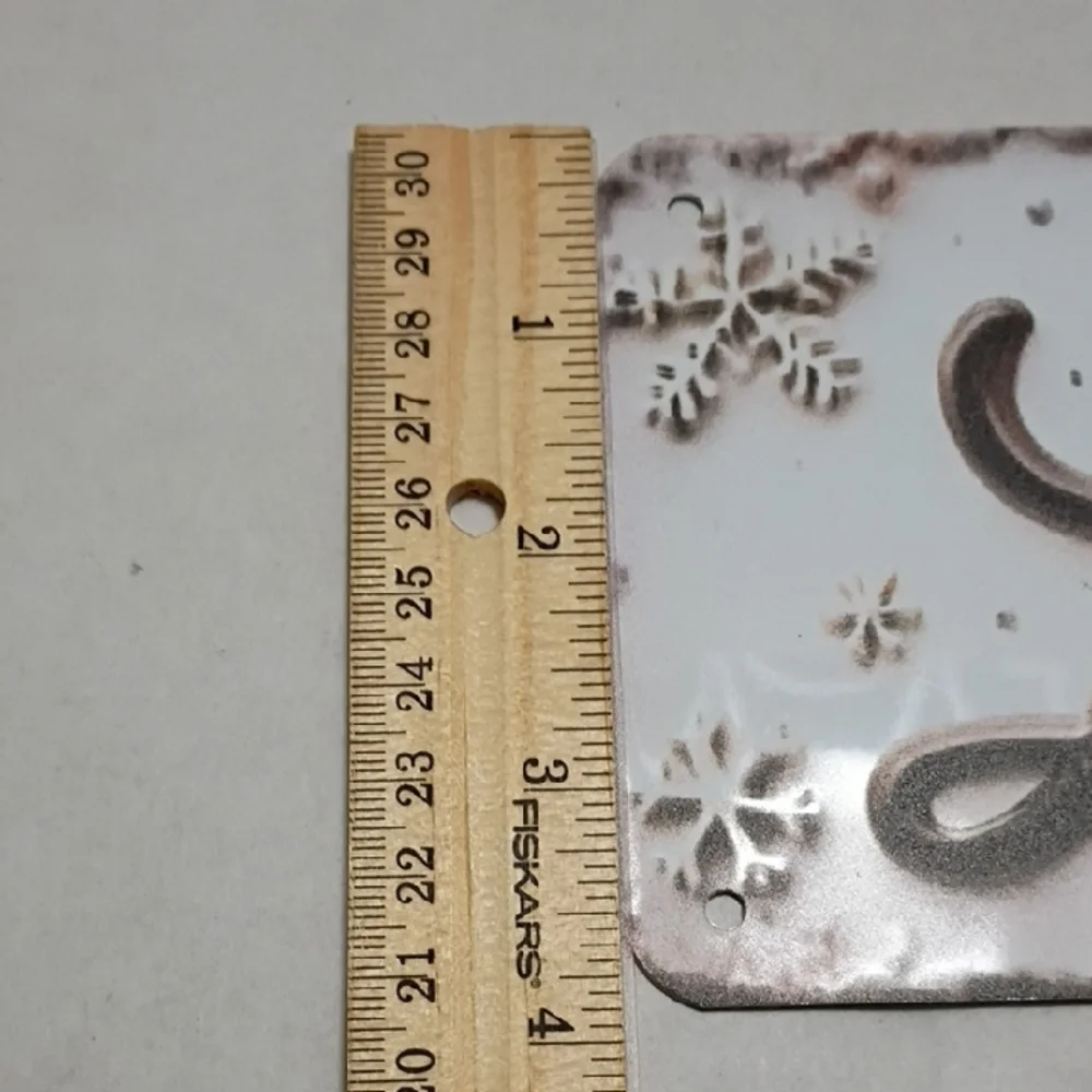 Let it Snow Metal Holiday Wall‎ / Wreath Sign - White and Brown